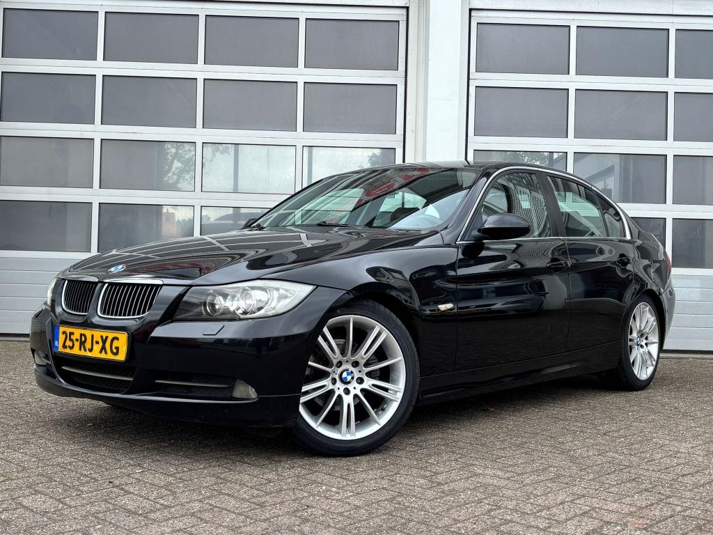 BMW 3-Serie 2.5 I 325 2005 Zwart Xenon Leer Handbak NAP, Auto's, 745 kg, Achterwielaandrijving, 2497 cc, Zwart