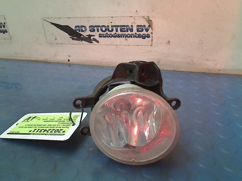Mistlamp Links Voor Toyota Auris (E15) 2012 8122002110, Auto-onderdelen, Verlichting, Gebruikt, Kundenbetreuung@toyota.de, Toyota-Allee 2, Köln 50858, , Duitsland