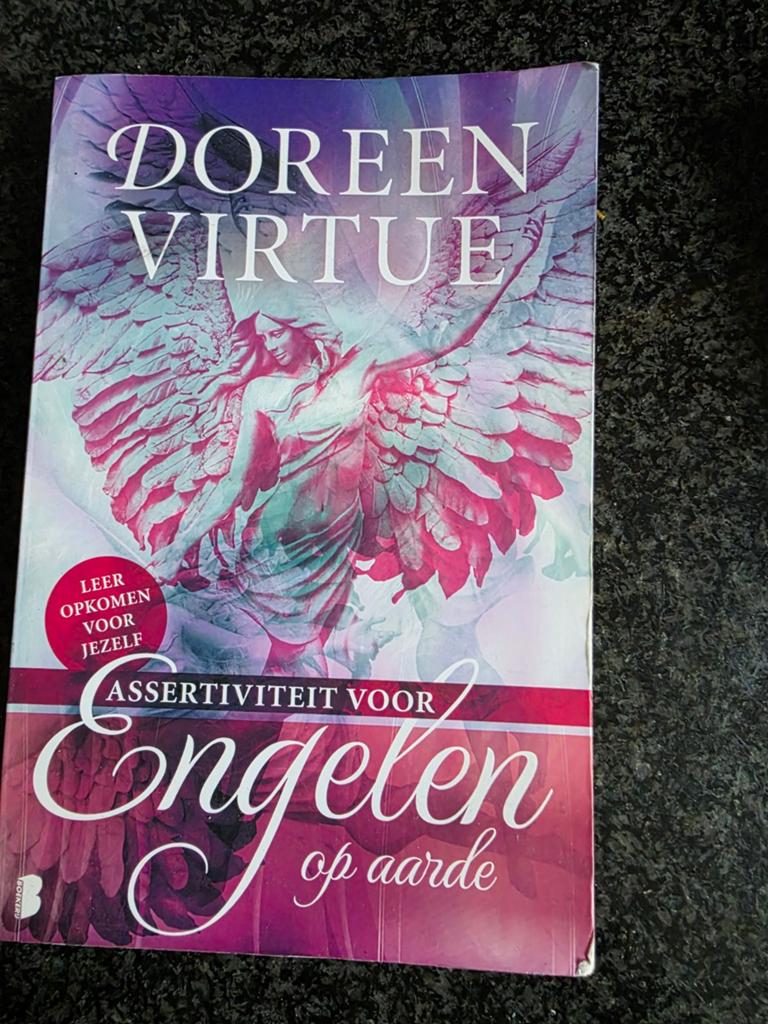 Assertiviteit voor Engelen op Aarde - Doreen Virtue, Boeken, Esoterie en Spiritualiteit, Spiritualiteit algemeen, Ophalen of Verzenden