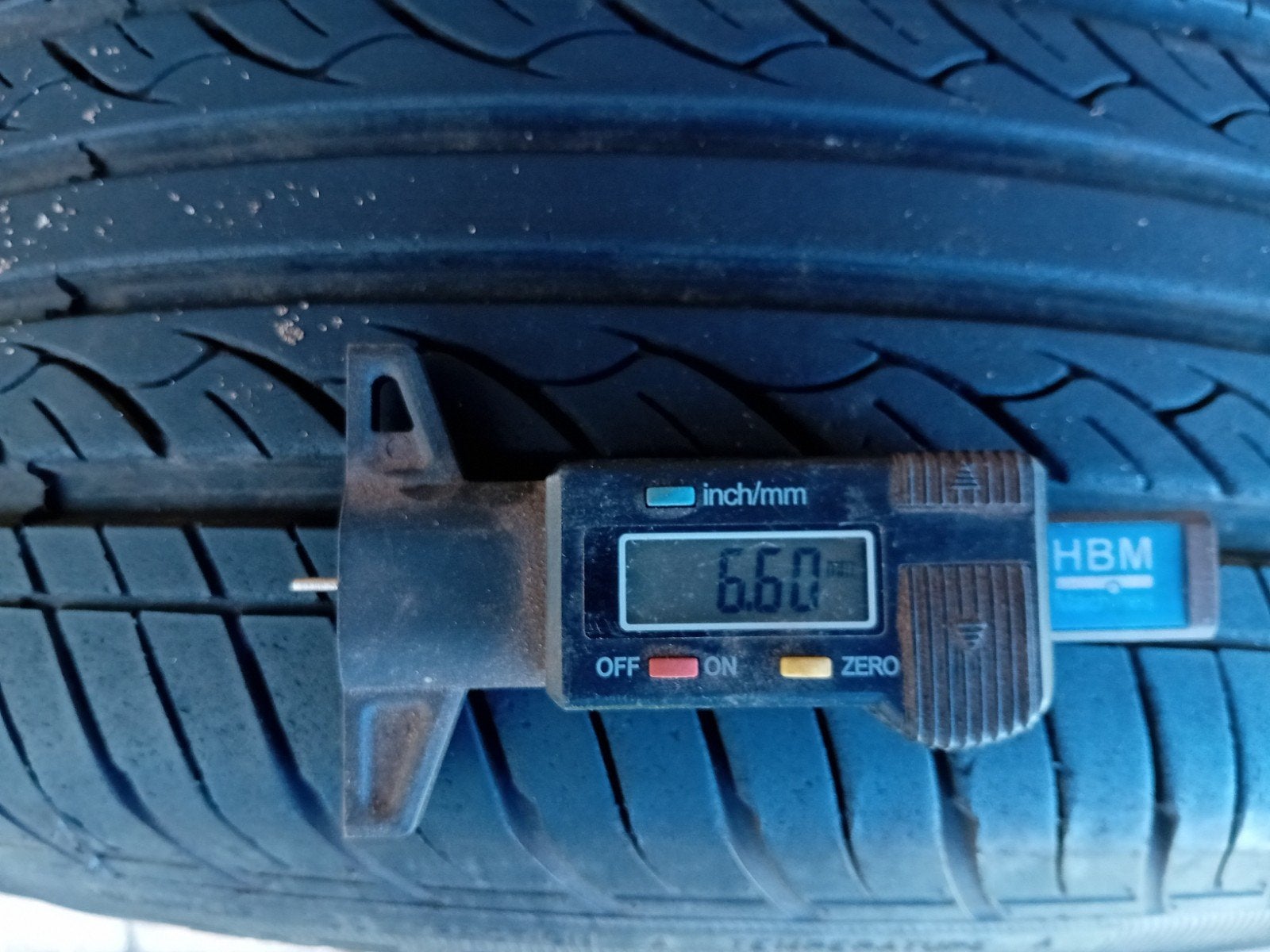Lichtmetalen velgen Suzuki Jimny, Ophalen, Zomerbanden