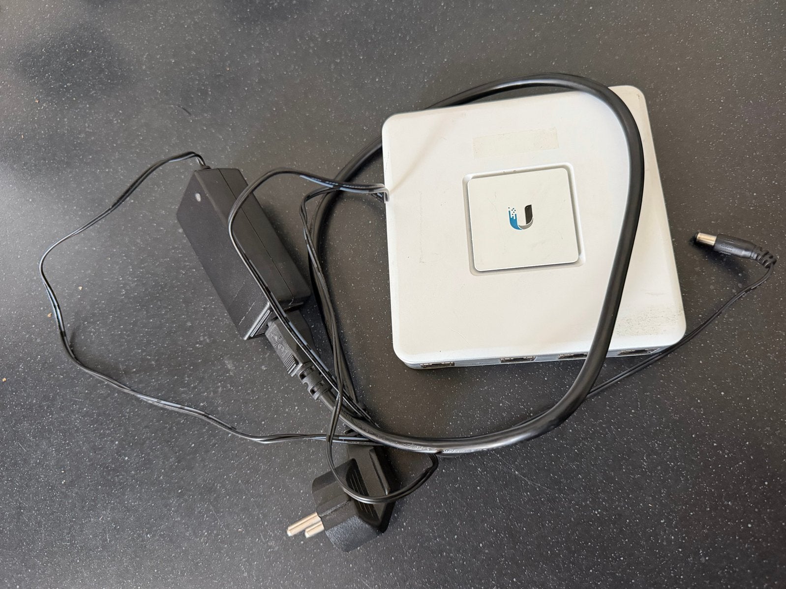 Ubiquiti UniFi USG Security Gateway Router, Ophalen of Verzenden, Gebruikt, Router