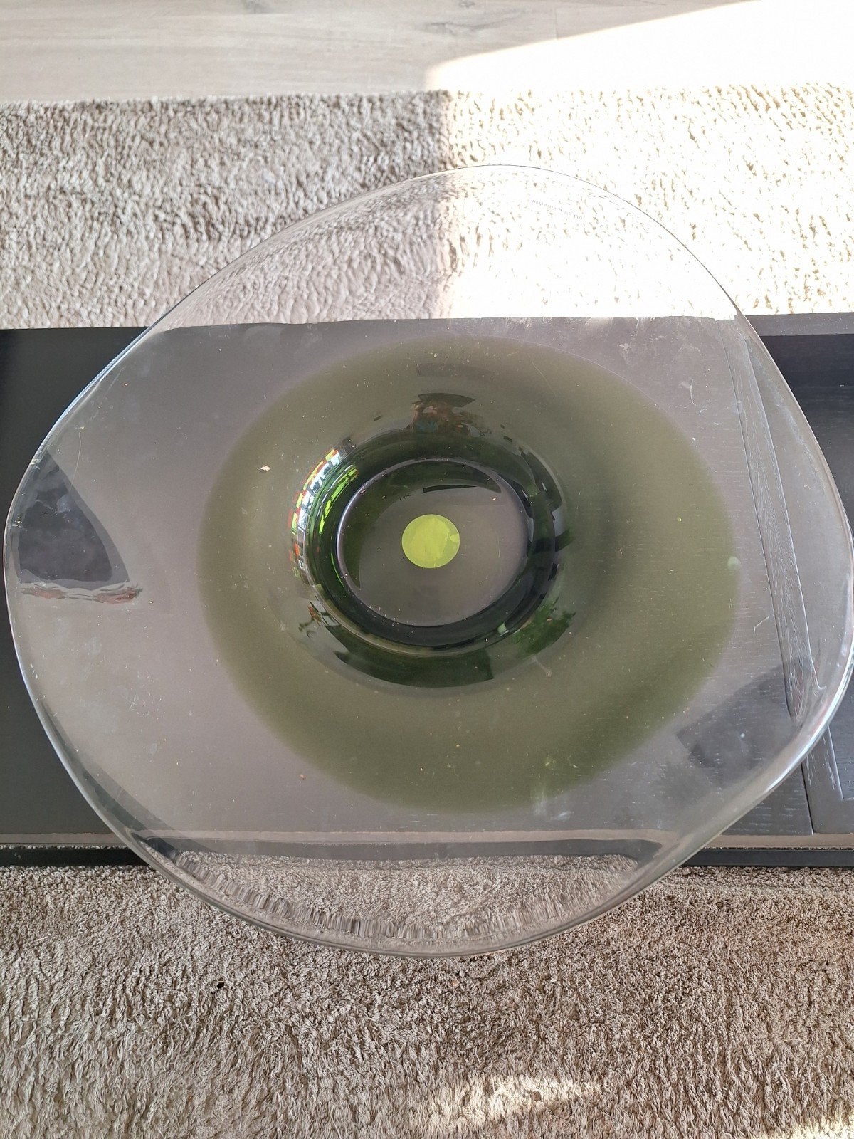 Groen glans glazen schaal / ca.48cm. Handgemaakt, Huis en Inrichting, Ophalen, Schaal, Rond, Glas