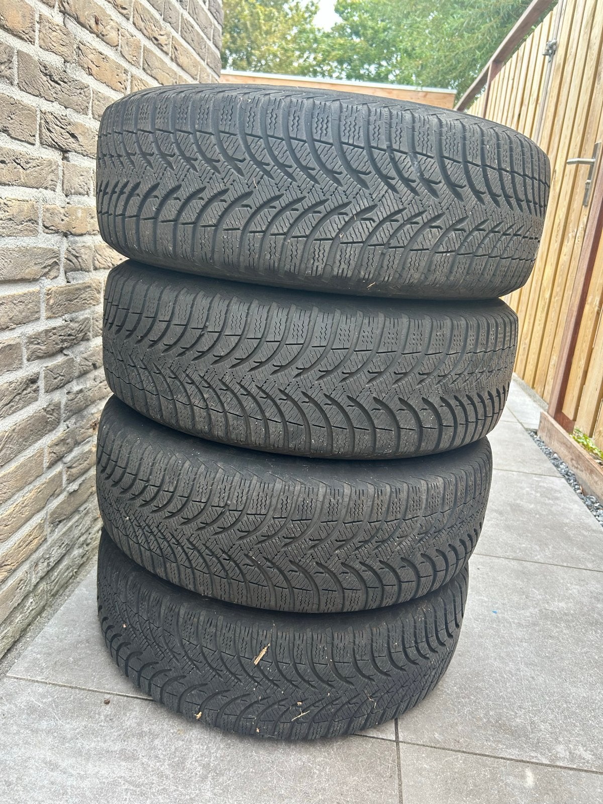 Michelin Alpin A4 Winterbanden 205/60 R16 op velg, Ophalen, Gebruikt, 16 inch, Banden en Velgen