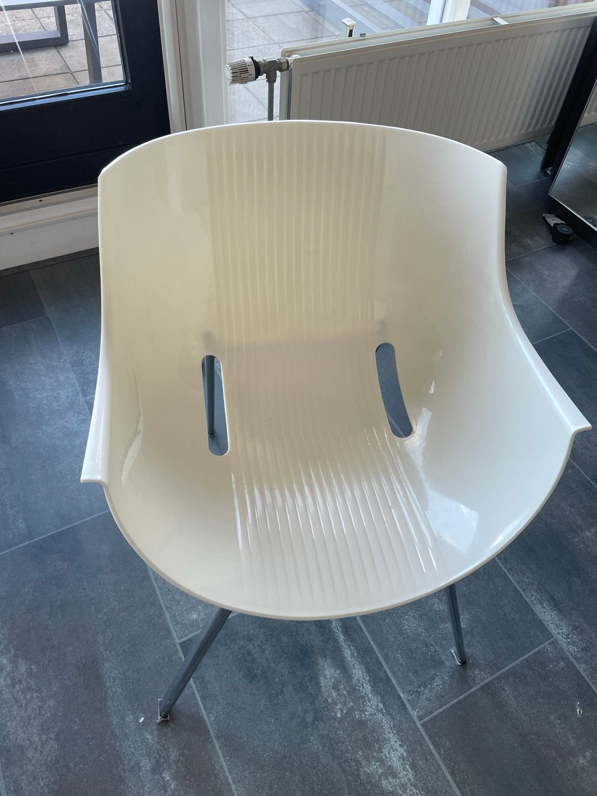 Gratis stoel - Snel ophalen!, Ophalen, Kunststof, Gebruikt, Wit
