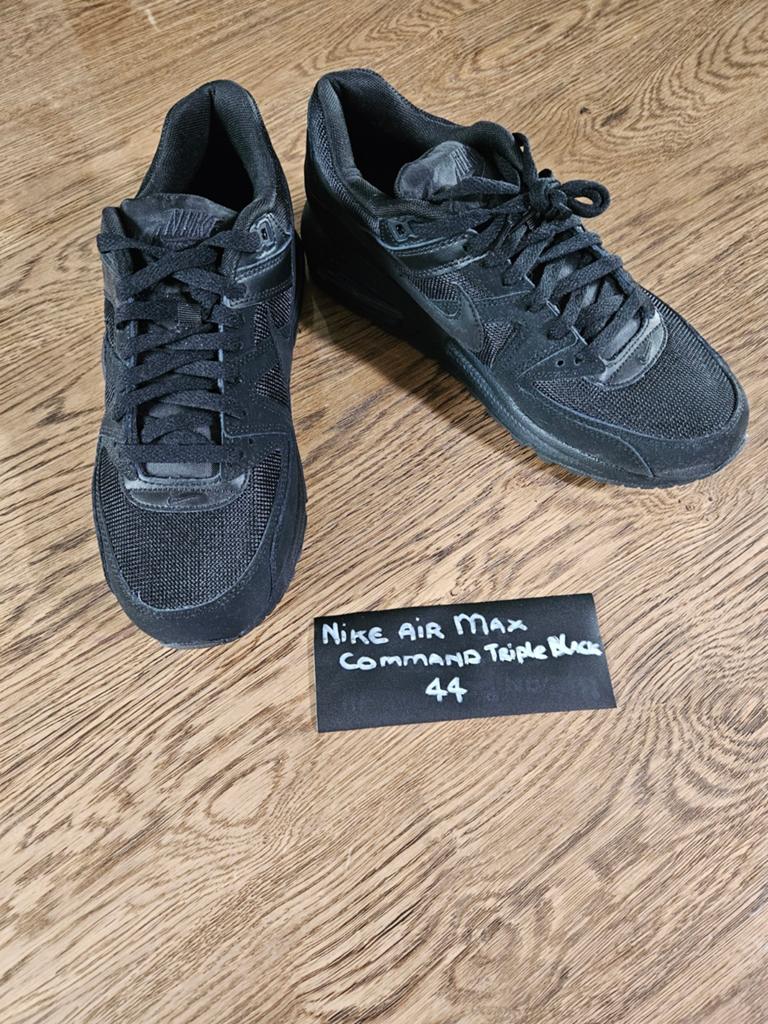 Nieuwe Nike Air Max Command Triple Black - Maat 44, Nike air max, Zwart, Nieuw, Ophalen of Verzenden