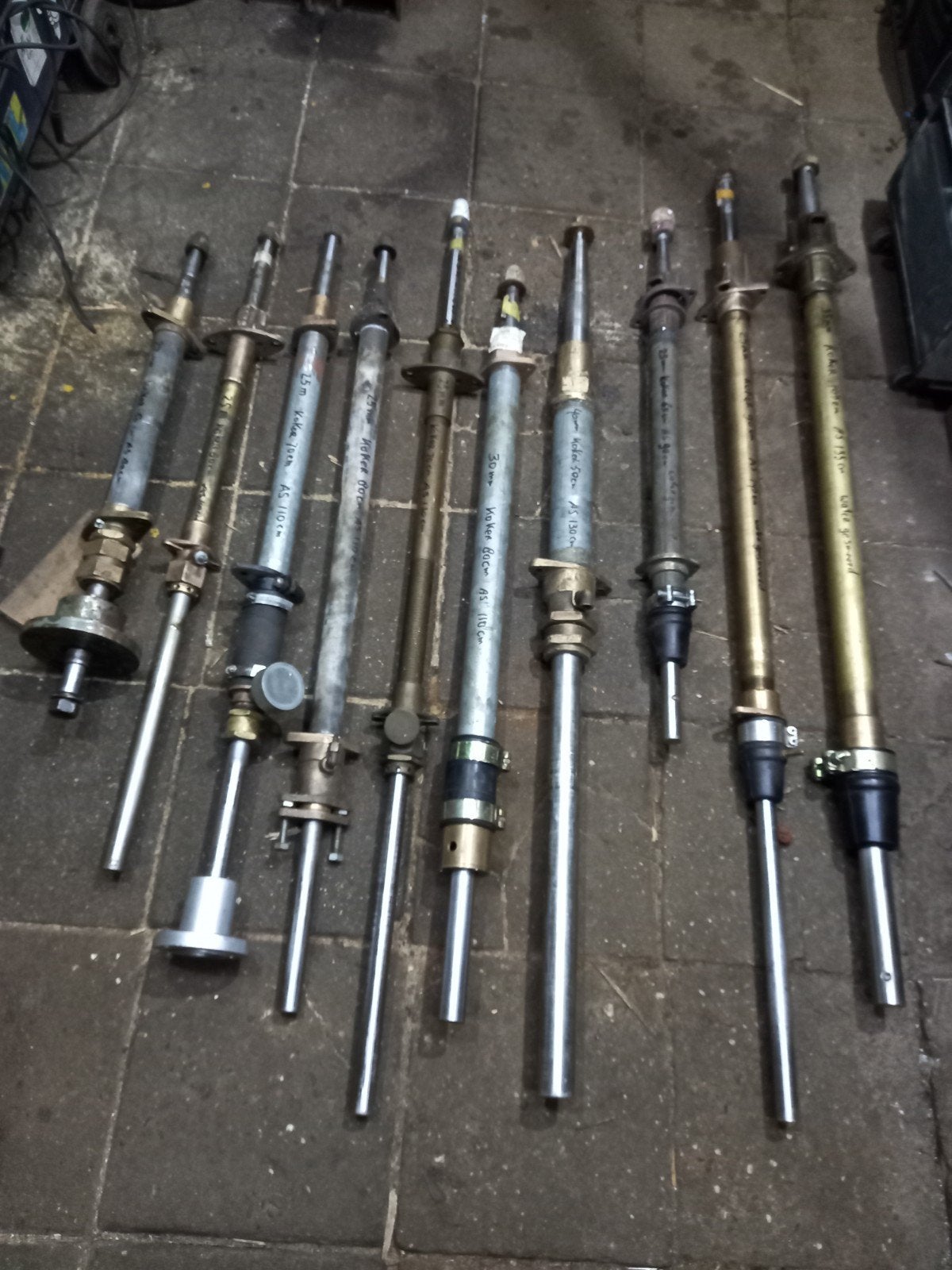 Schroefassen compleet met koker en lagers 25/27/30/35/40mm, Ophalen