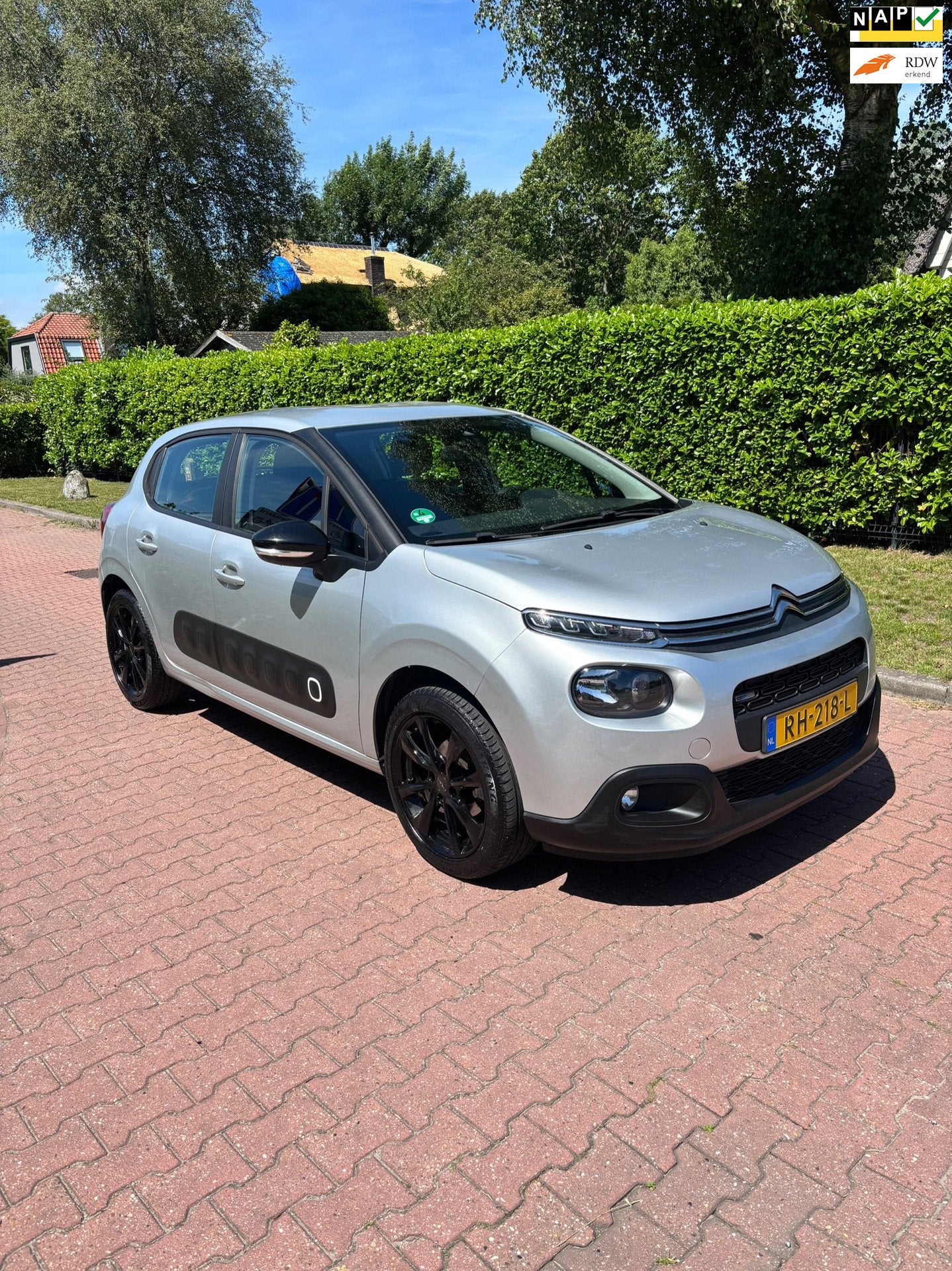 Citroen C3 1.2 PureTech NWE RIEM NWE APK NAP!, Voorwielaandrijving, Dealer onderhouden, 1199 cc, 82 pk