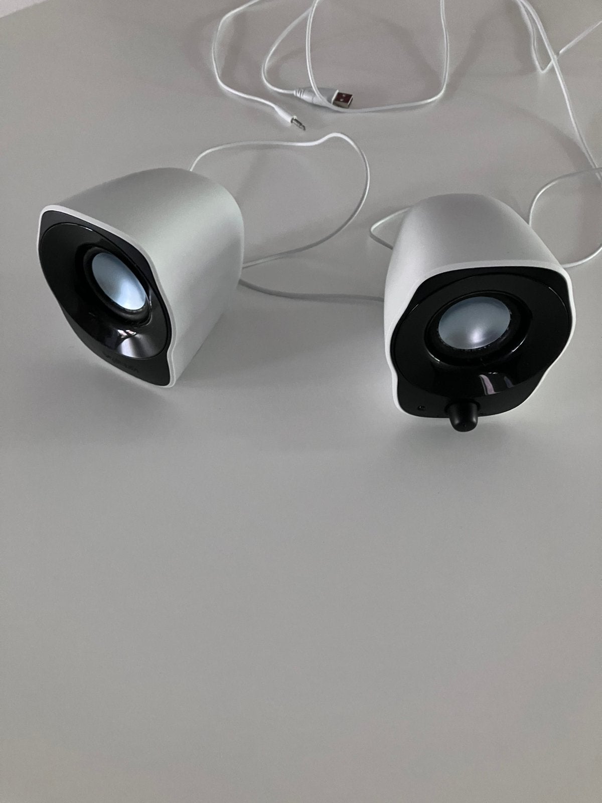 Retro speakers voor de pc, Computers en Software, Pc speakers, Ophalen of Verzenden, Zo goed als nieuw