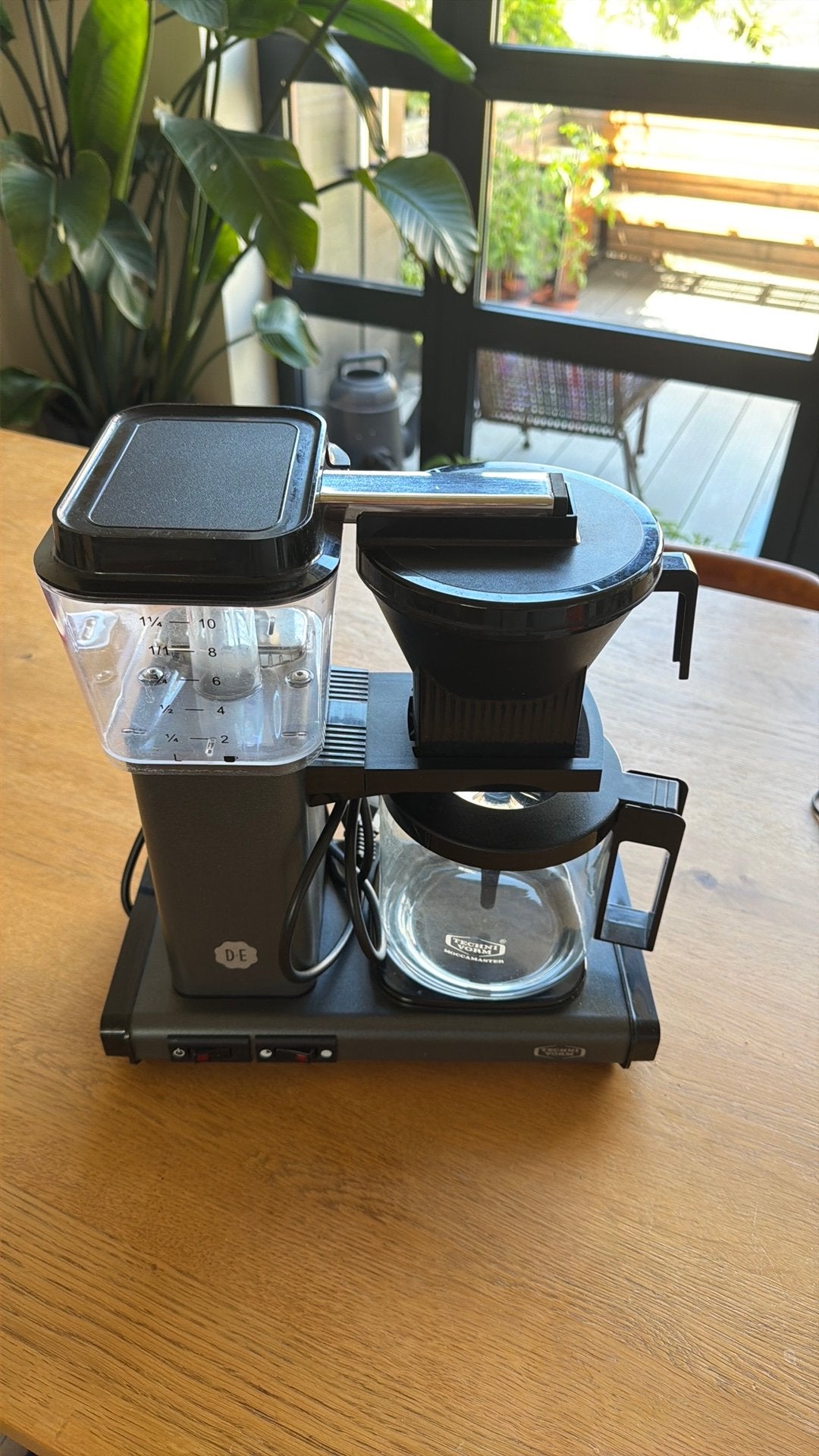 Moccamaster KBG 741 - Antraciet - Zo goed als nieuw, Witgoed en Apparatuur, 10 kopjes of meer, Koffiemachine, Gemalen koffie, Ophalen of Verzenden