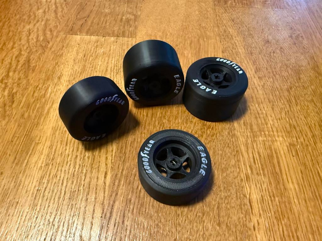 3d geprinte wielen met orginele reclame voor lego set 10330, Overige merken, Nieuw, Ophalen of Verzenden, Groter dan 1:32