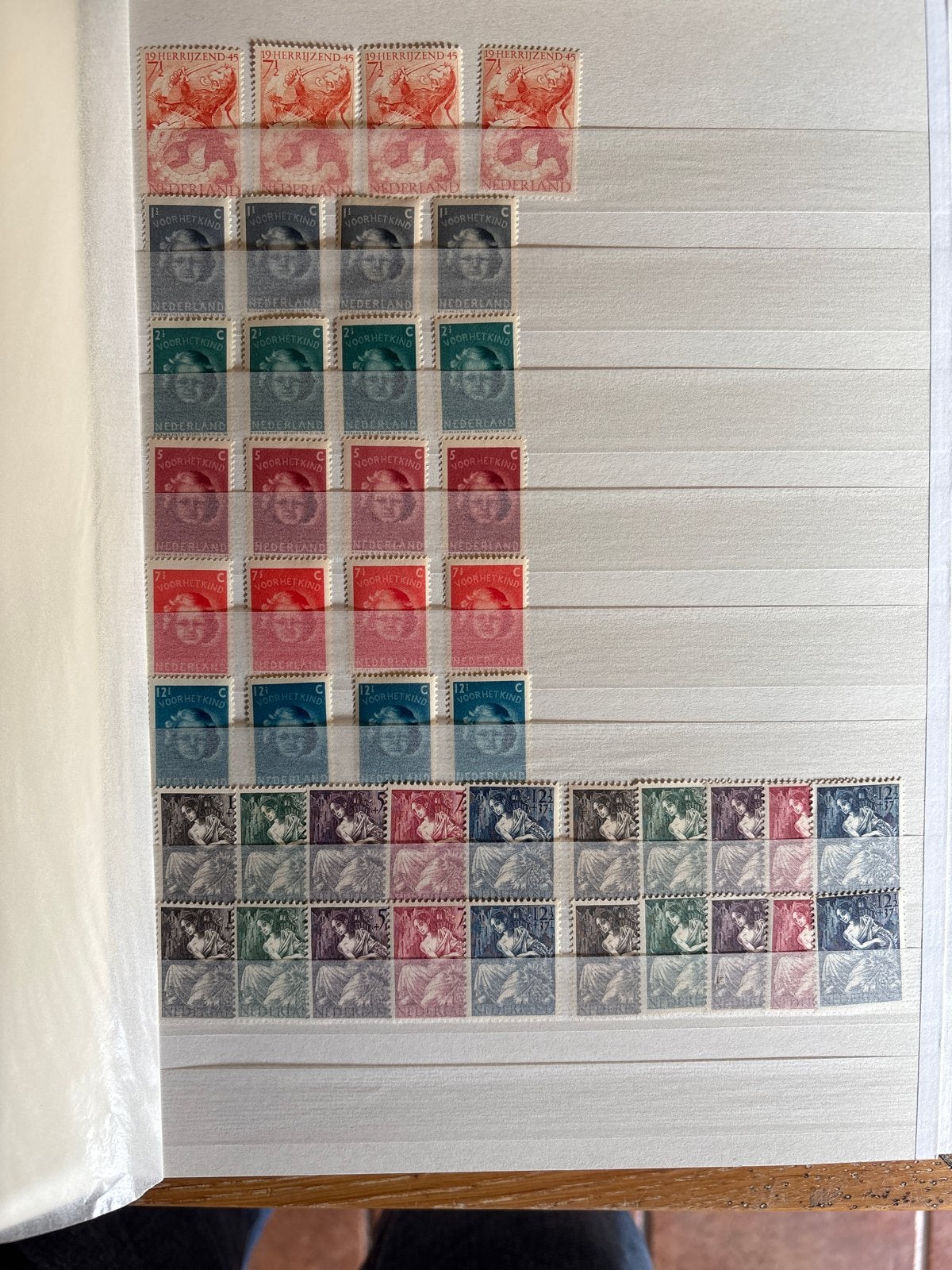 Postfrisse complete verzameling 1945 / 1985, Postzegels en Munten, Ophalen of Verzenden, Na 1940, Postfris