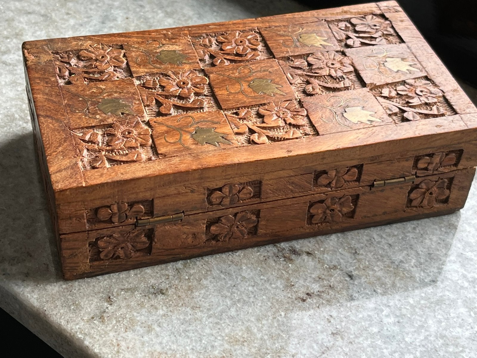 Vintage houten “Sheesham” doosje met messing ingelegd  India, Hout, Gebruikt, Boho, Ophalen of Verzenden