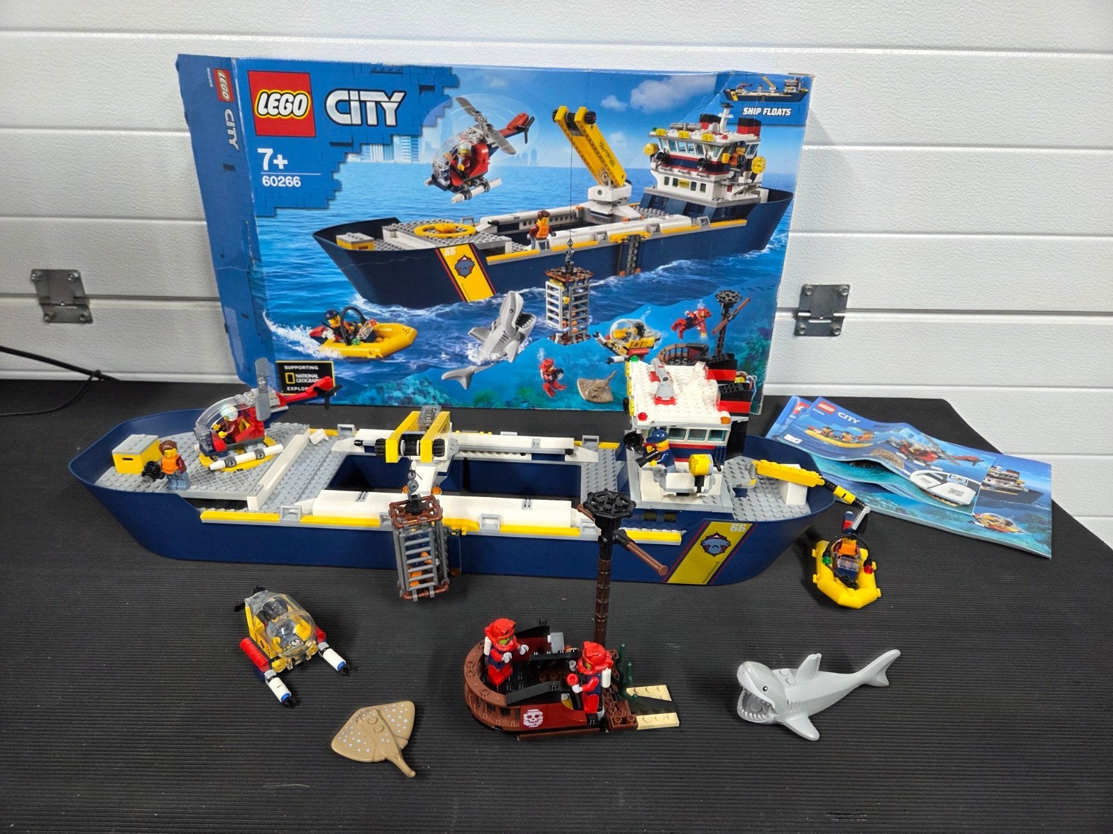 LEGO City Oceaan Onderzoeksschip 60266, Ophalen of Verzenden, Zo goed als nieuw