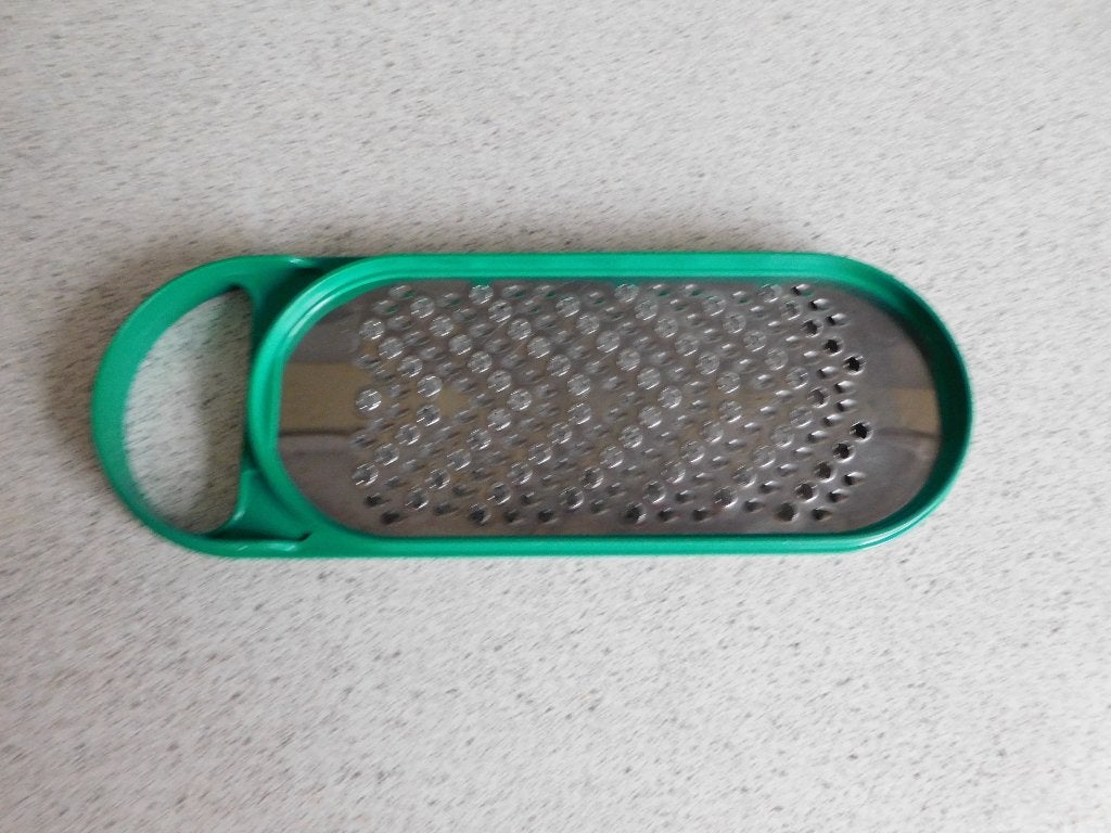 Tupperware Raspaardje Rasp Groen, Huis en Inrichting, Gebruikt, Overige typen, Ophalen of Verzenden, Vaatwasserbestendig