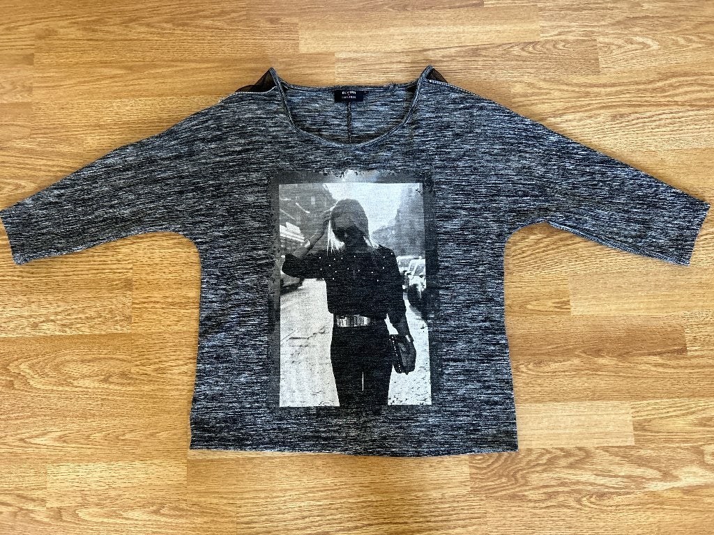 Super leuk shirt Elvira maat L, Maat 38/40 (M), Zwart, Ophalen of Verzenden, Zo goed als nieuw