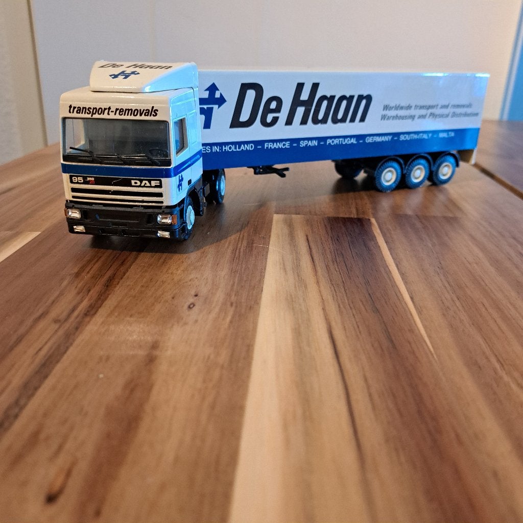 DAF 95 XF.2800 . De Haan Transport Miniatuur Vrachtwagen, Verzenden, Zo goed als nieuw, Bus of Vrachtwagen, Lion Toys