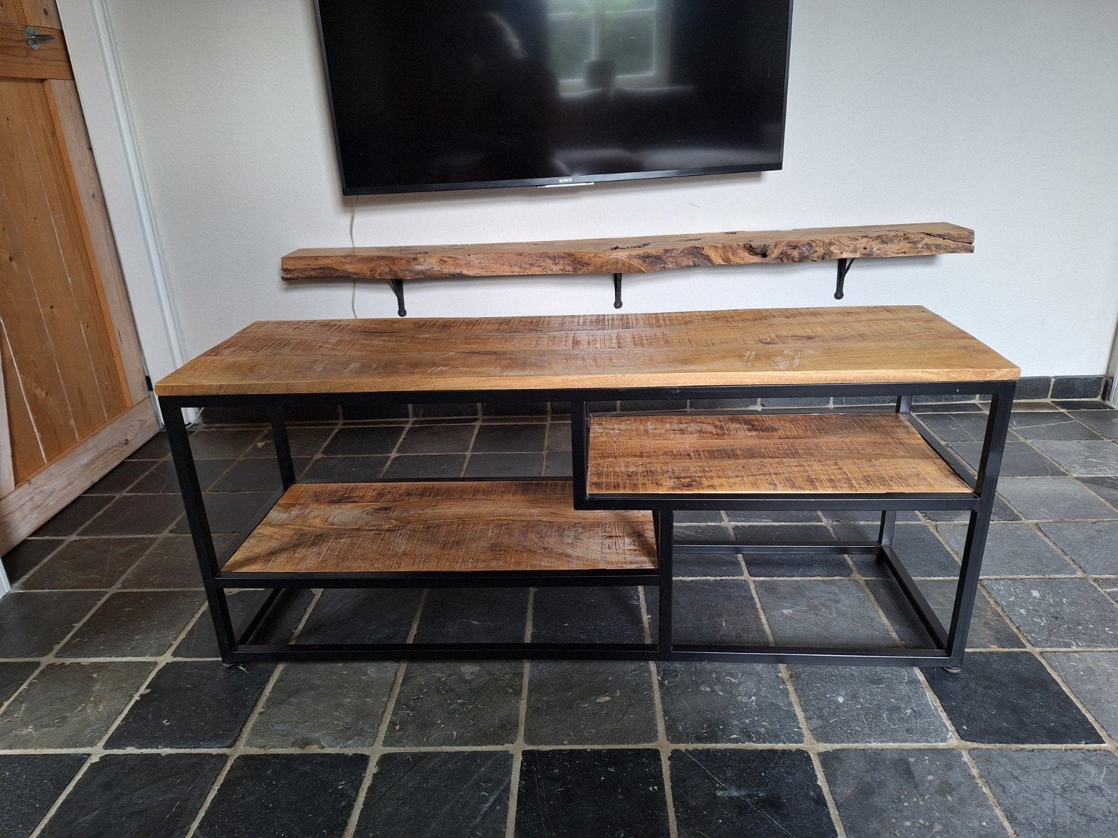 TV meubel mangohout, Ophalen, 100 tot 150 cm, Zo goed als nieuw, Minder dan 100 cm