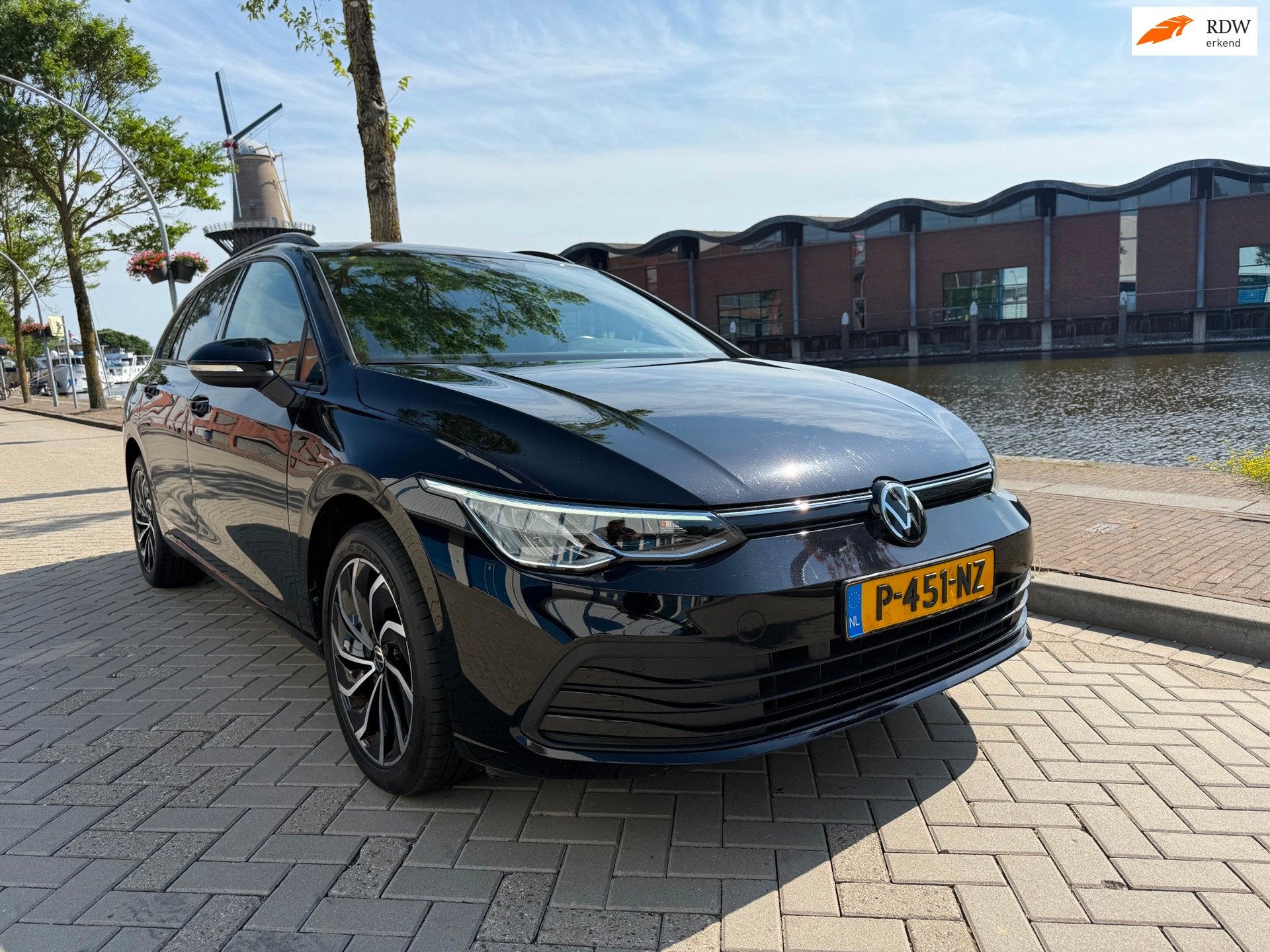 Volkswagen Golf Variant 1.0 eTSI Life Business_Massage_stoel, Gebruikt, Alcantara, Origineel Nederlands, Grijs