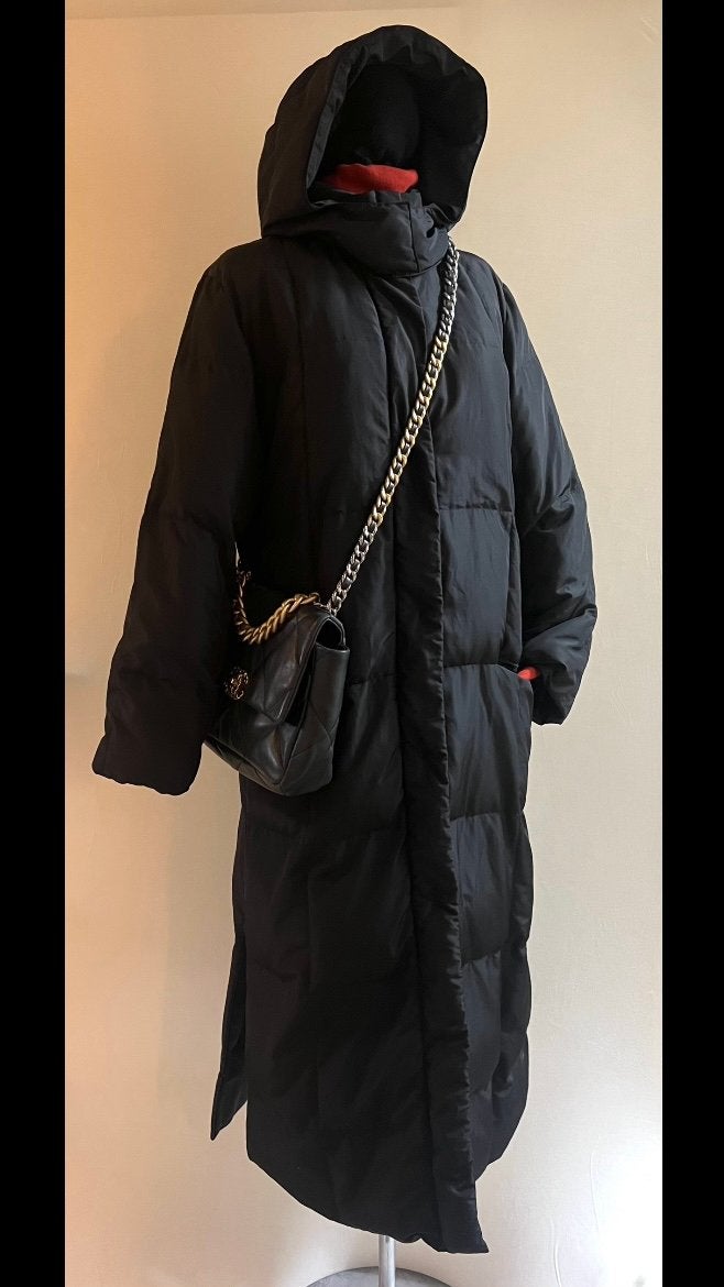 MaxMara Max Mara lange midi maxi donsjas zwart, Kleding | Dames, Verzenden, Zo goed als nieuw, Maat 42/44 (L), Zwart
