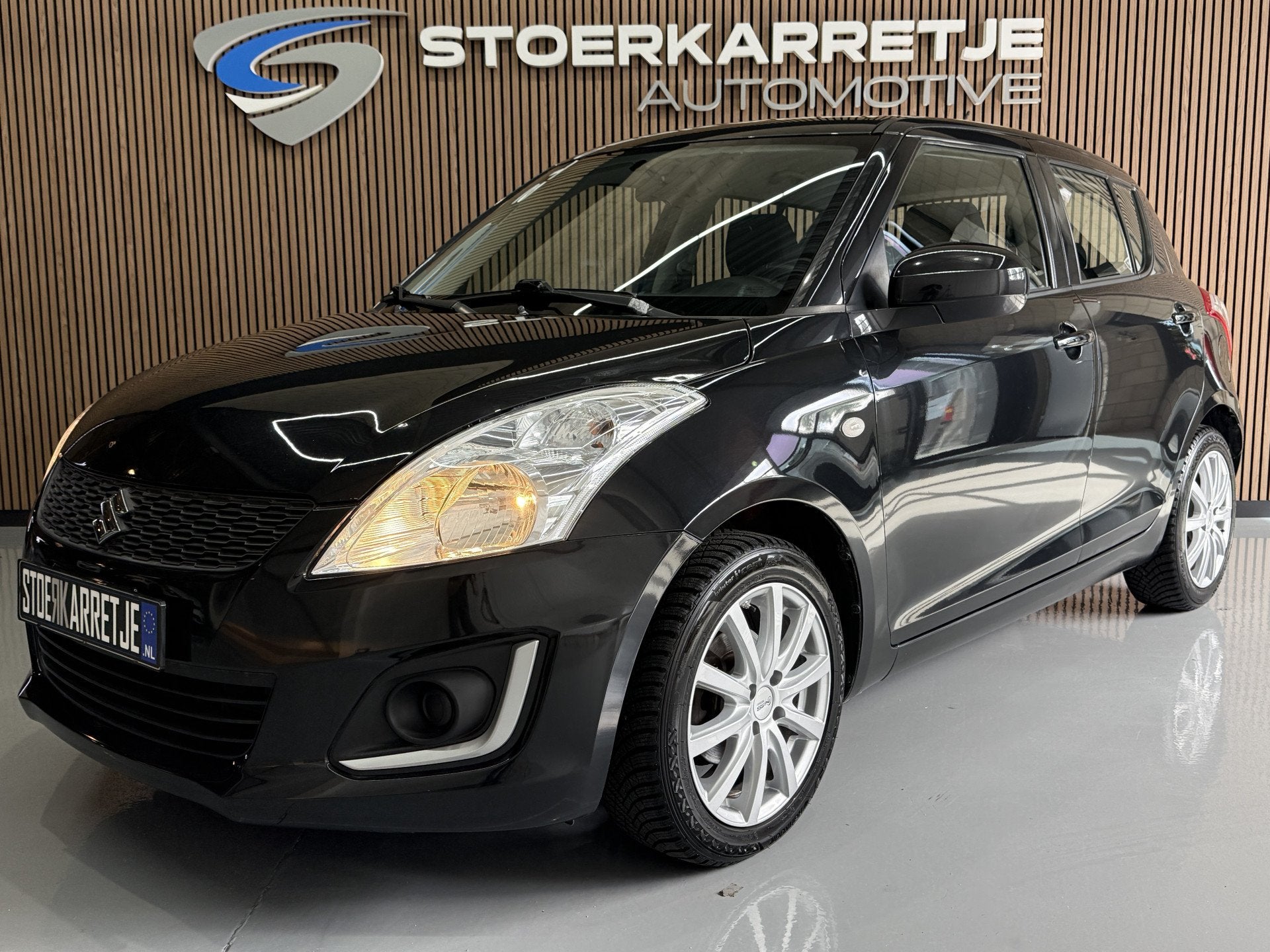 Suzuki Swift 1.2 Bandit EASSS | Airco | USB | LMV | Elektris, Voorwielaandrijving, 94 pk, Stof, Gebruikt