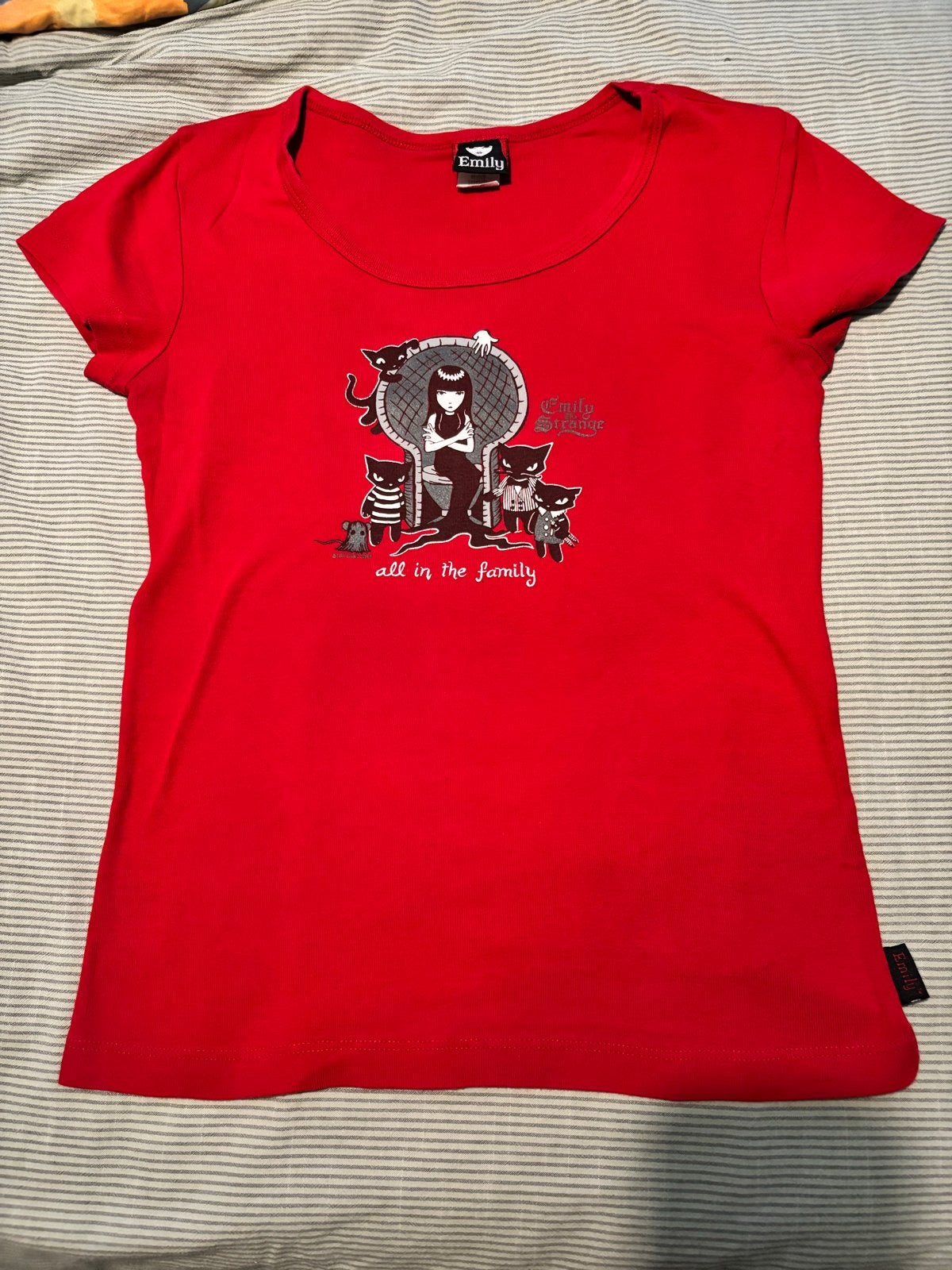 Emily the Strange T-shirt rood - All in the Family, Maat 38/40 (M), Ophalen of Verzenden, Korte mouw, Gedragen