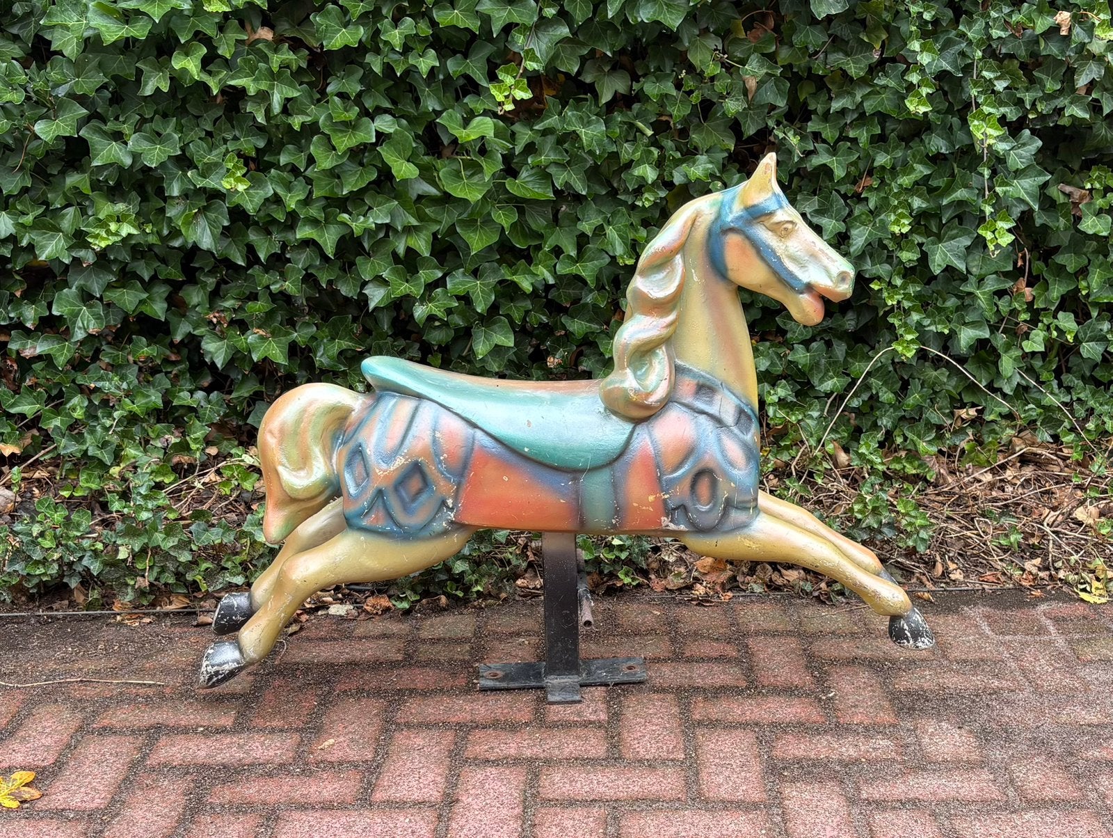 Antiek Draaimolen paard, Ophalen