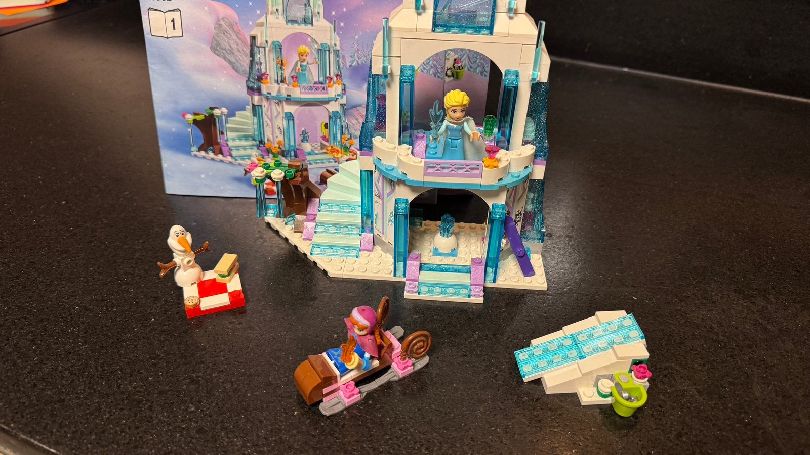 Lego Elsa’s fonkelende ijskasteel, Ophalen, Zo goed als nieuw