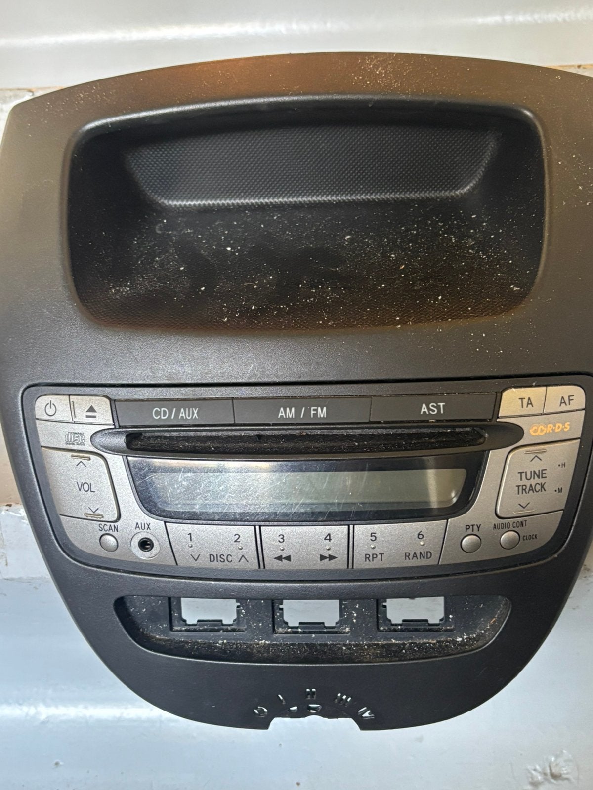 Peugot 107 Radio, Auto diversen, Autoradio's, Ophalen of Verzenden, Zo goed als nieuw