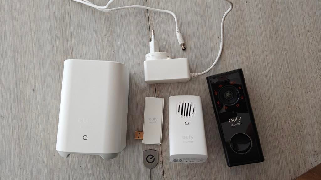Eufy Security HomeBase 2 met deurbel, Ophalen of Verzenden, Gebruikt