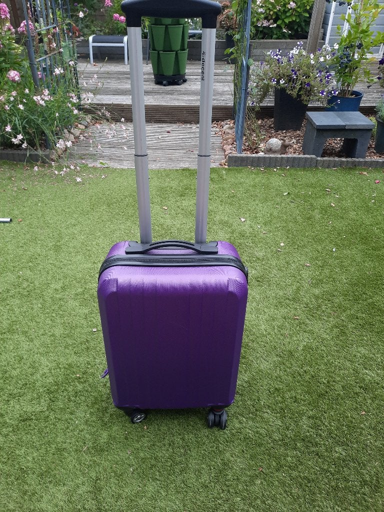 Paarse Tobiline koffer met wieltjes, Ophalen, Wieltjes, Gebruikt, 50 tot 60 cm