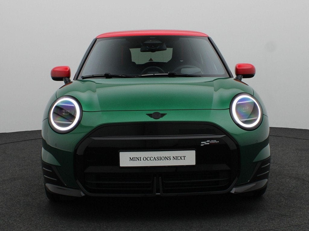 MINI Cooper E John Cooper Works M + Panoramadak + Head-Up Di, Gebruikt, 41 kWh, Met garantie (alle), 4 stoelen