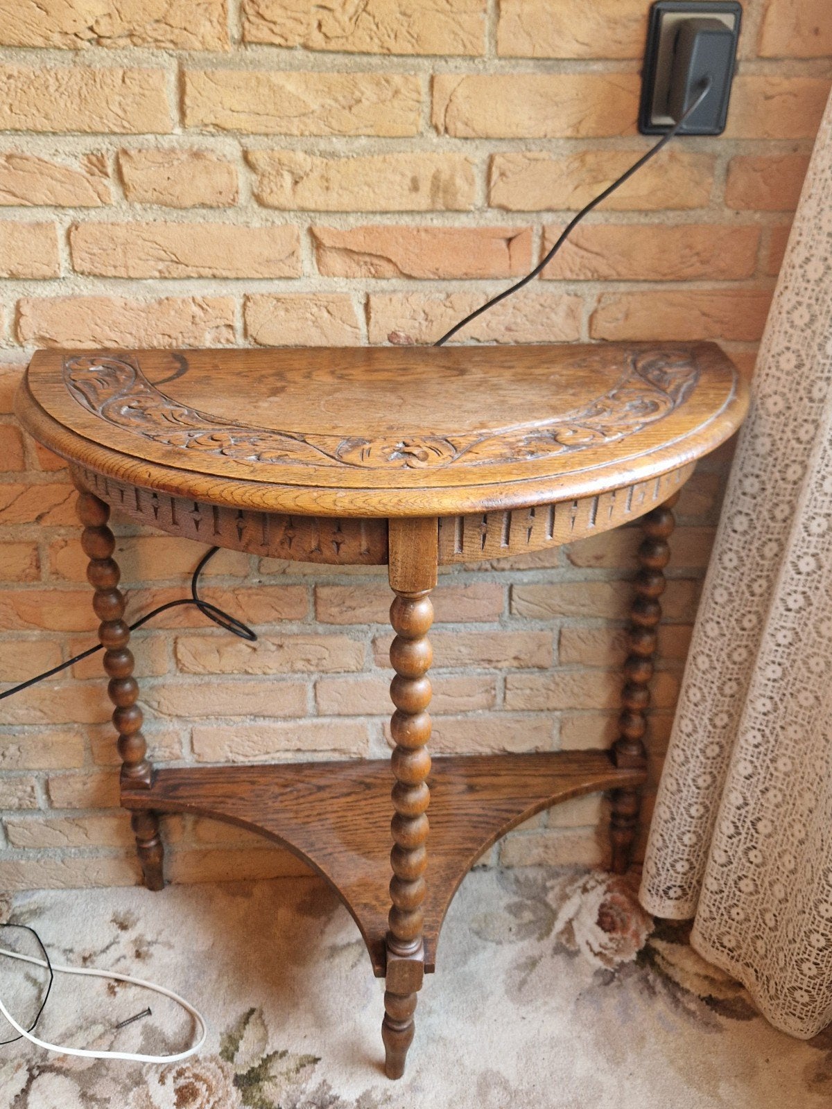 Antieke eiken haltafel / plantentafel (met houtsnijwerk), Ophalen