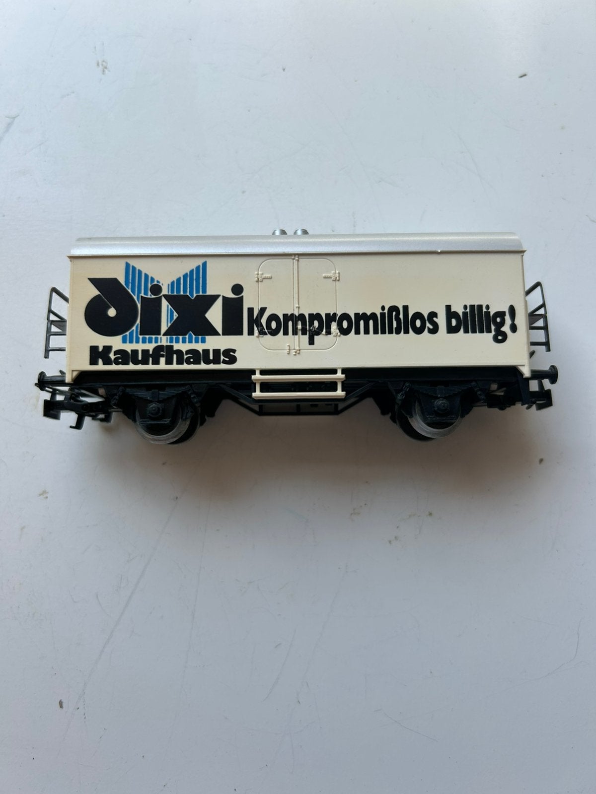 Märklin H0 4509 gesloten goederenwagen "Dixi Kaufhaus", Wisselstroom, Gebruikt, Verzenden, Wagon