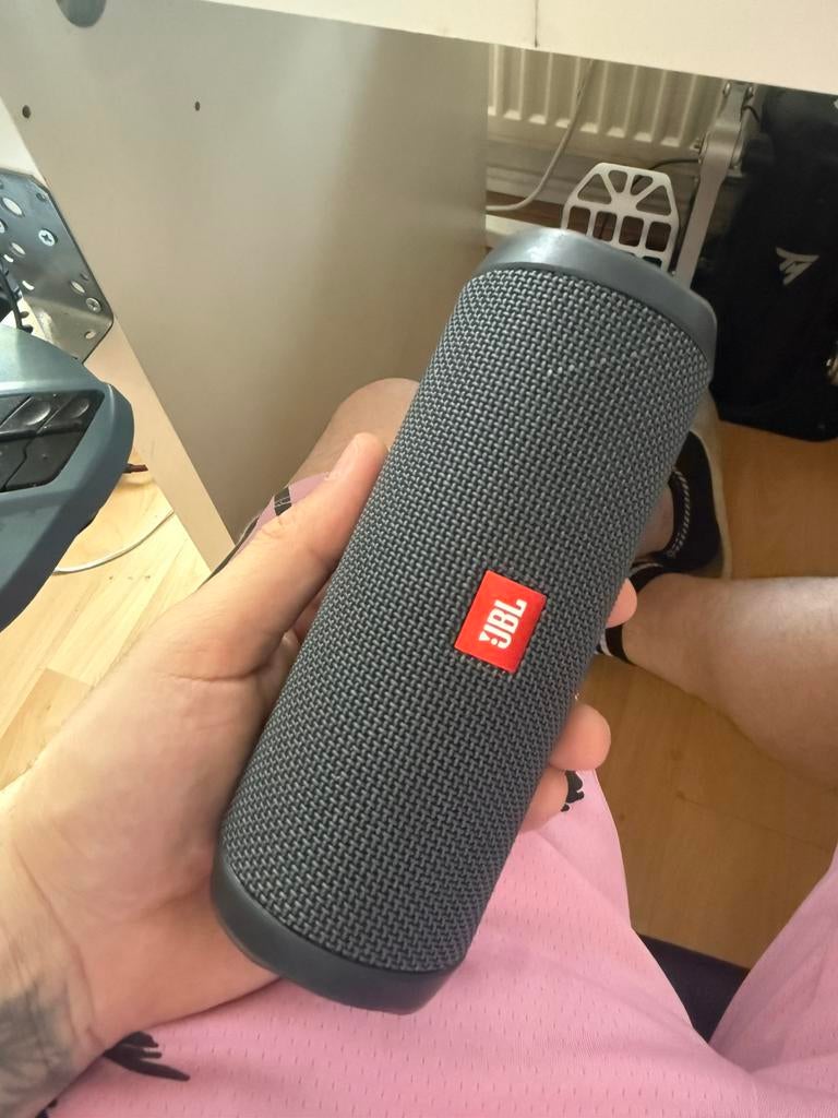 JBL Flip Essential 2, Muziek en Instrumenten, Ophalen, Zo goed als nieuw, Zangmicrofoon