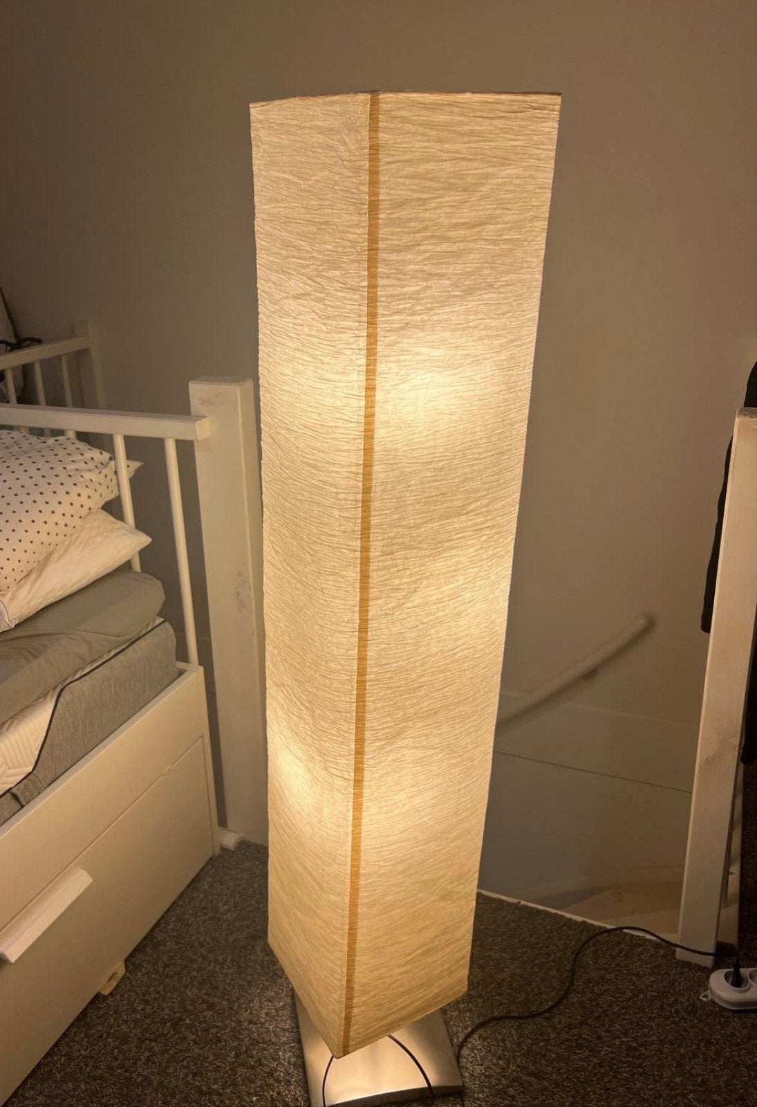 Stijlvolle vloerlamp met papieren kap, Textiel, Zo goed als nieuw, 150 tot 200 cm, E27 (groot)
