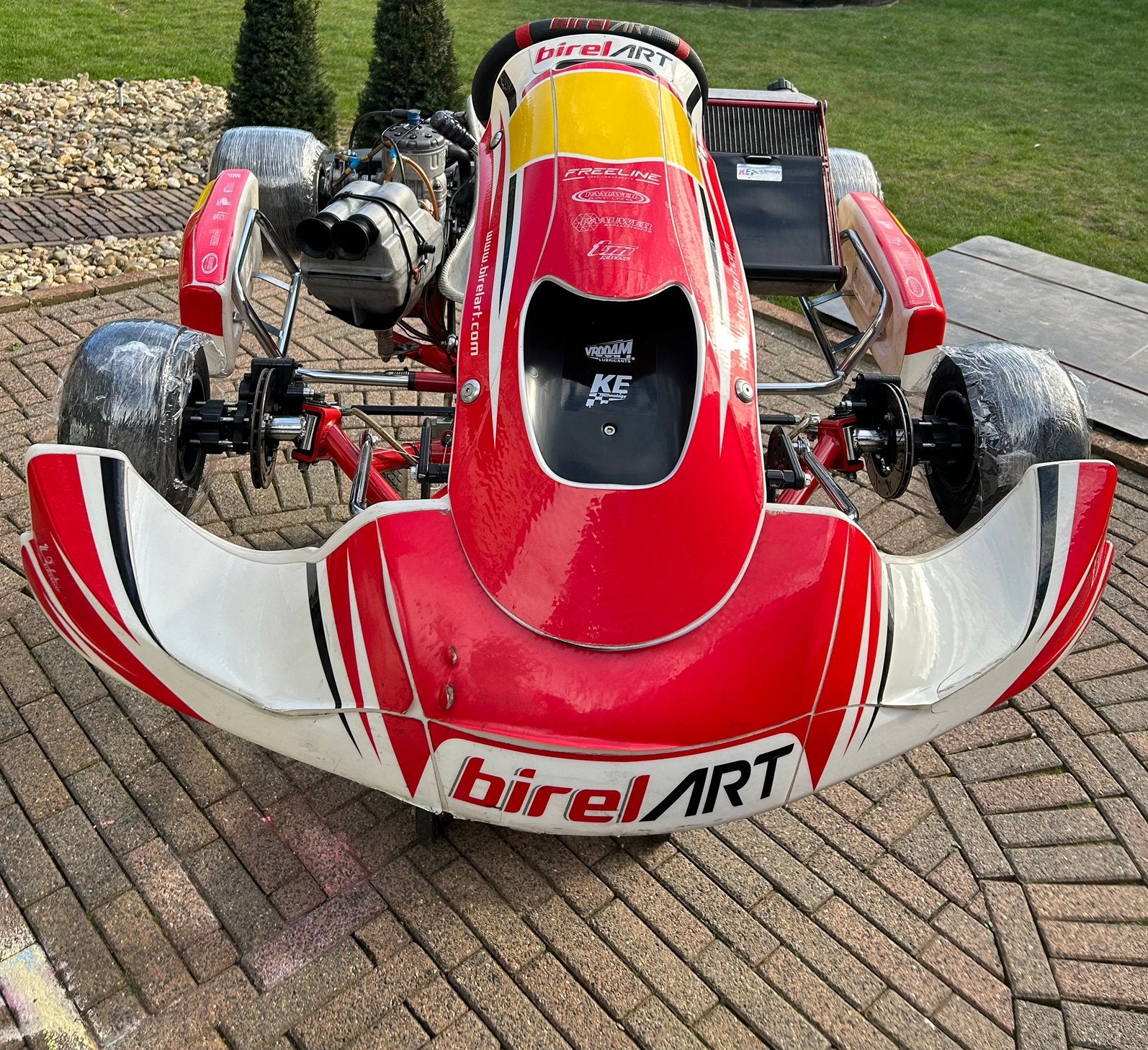 Schakel kart KZ2 Birel met TM R1 blok, Sport en Fitness, Karting, Ophalen, Gebruikt, Kart