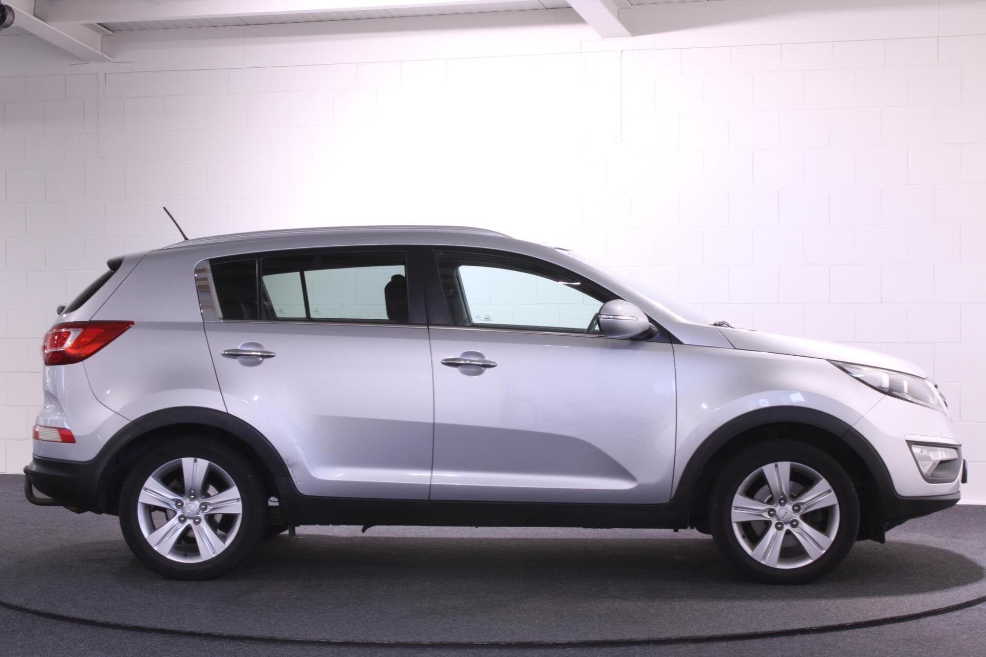 Kia Sportage 2.0 X-ecutive | Panoramadak | Trekhaak | Camera, Auto's, Gebruikt, Zwart, 4 cilinders, Met garantie (alle)
