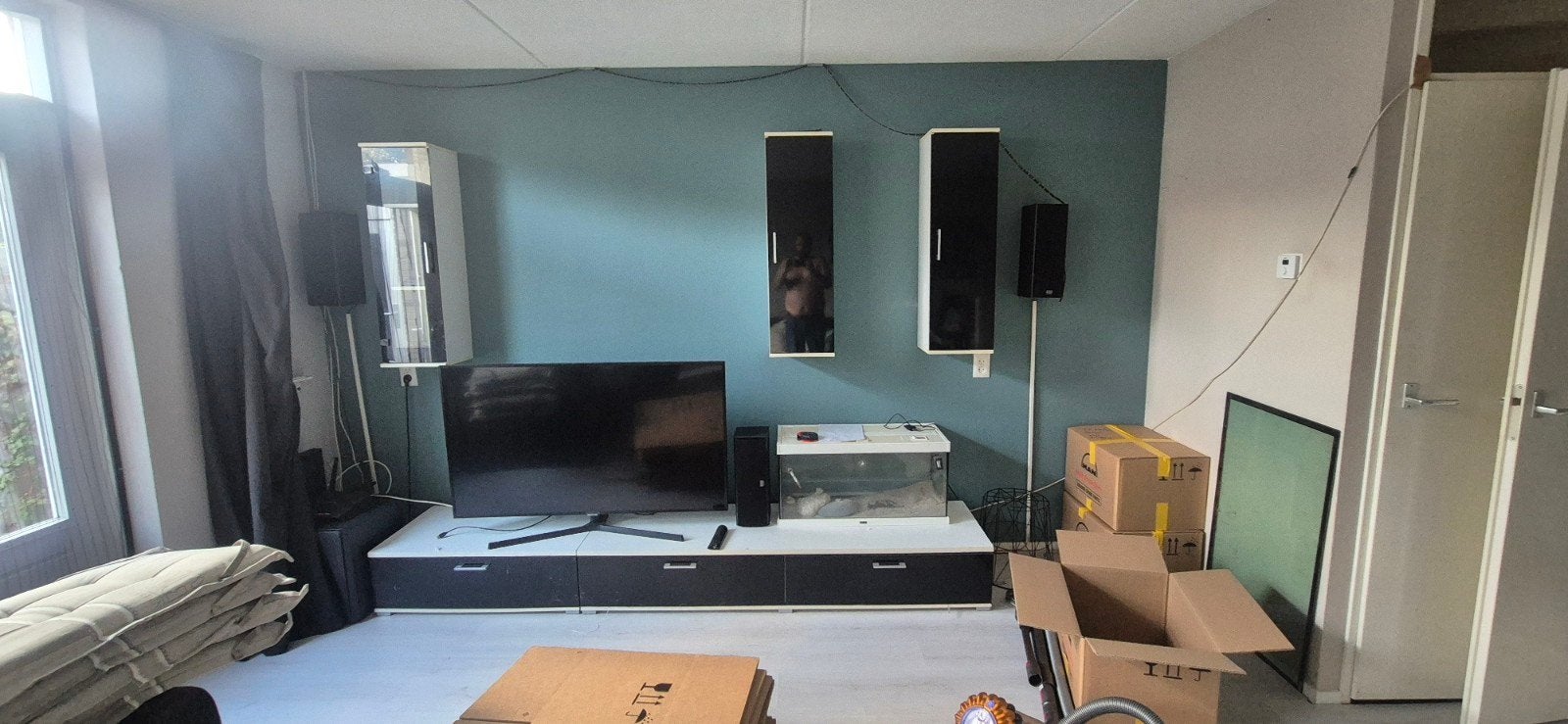 TV-meubel en wandkasten - Wegens verhuizing, Ophalen, Gebruikt, 200 cm of meer, Minder dan 100 cm