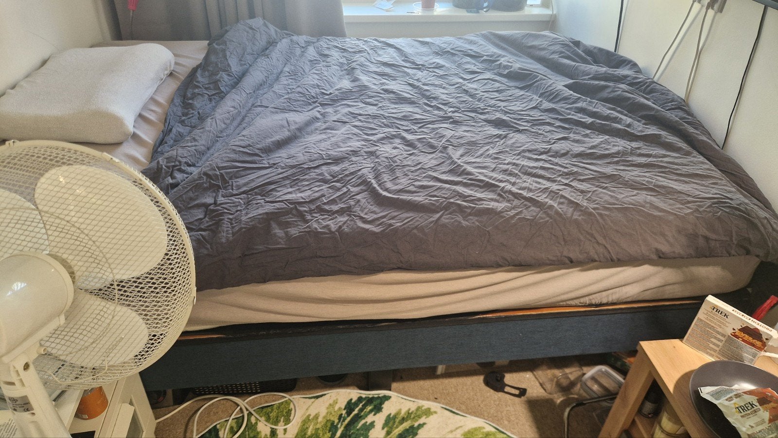 Blauwe boxspring 140x210 zonder hoofdbord, Ophalen, Gebruikt, Blauw, 210 cm