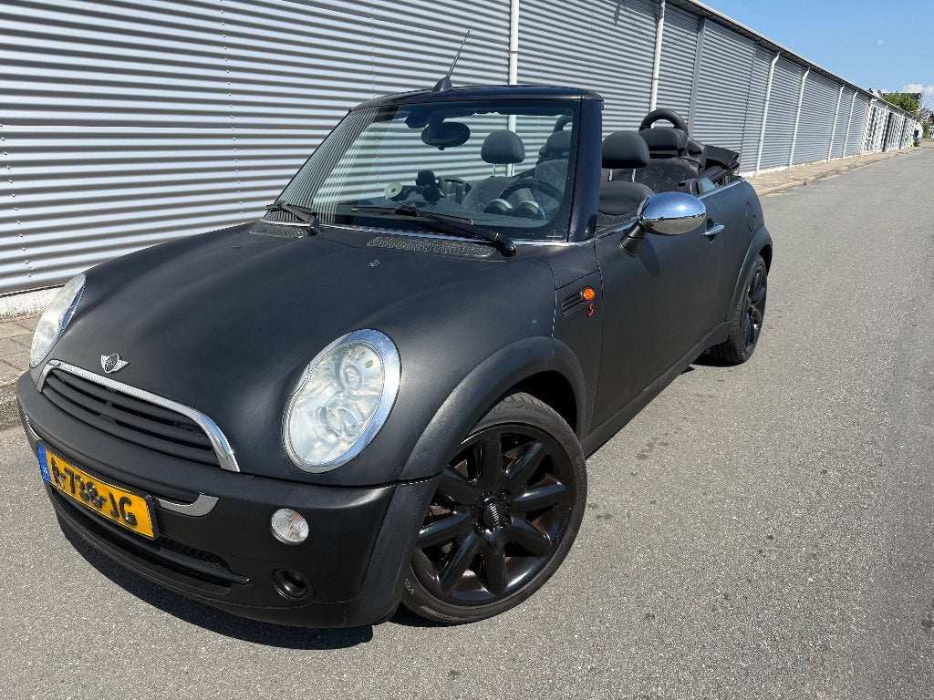 Mini 1.6 16V ONE Pepper Cabrio 2006 Zwart, Auto's, 4 cilinders, Cabriolet, 4 stoelen, Zwart