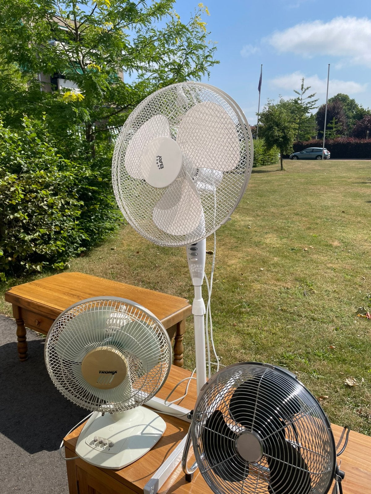 4 stuks ventilatoren. Verschillende modellen, Ophalen