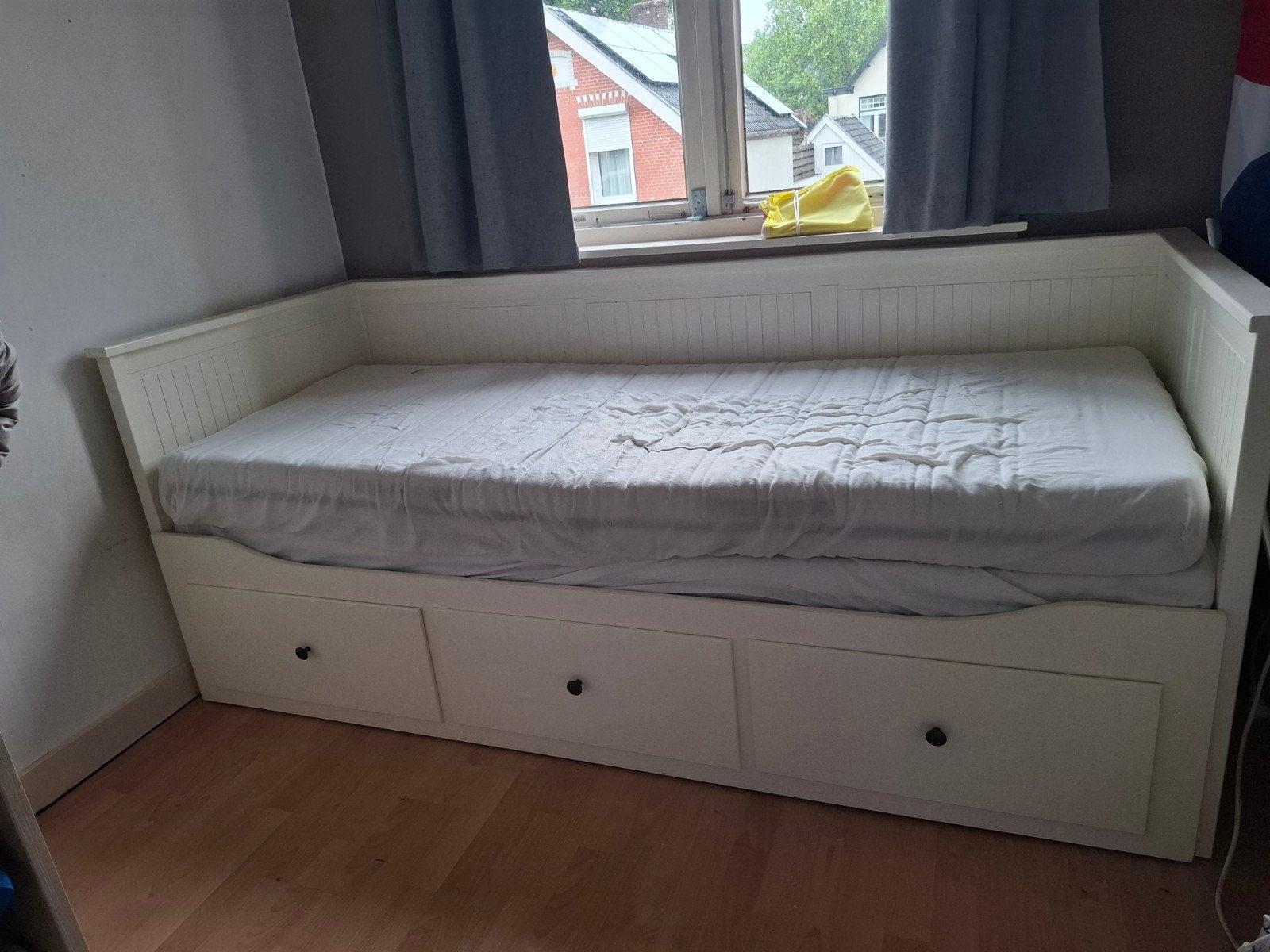 Witte Hemnes bedbank met opberglades, Huis en Inrichting, Ophalen, Gebruikt, Eenpersoons, Wit