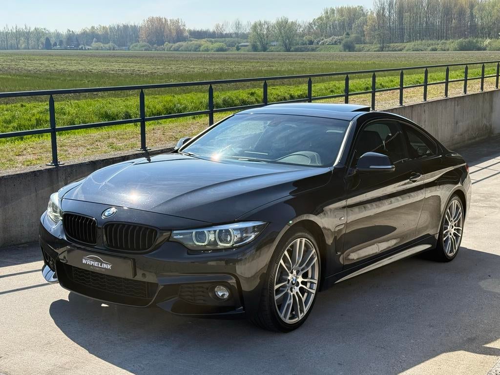 BMW 4-Serie 420i M-Pakket Aut 2019 Zwart H&K / Pano / Keyles, Auto's, BMW, 1998 cc, Achterwielaandrijving, Zwart, 4 stoelen