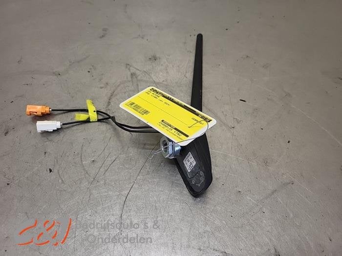 GPS Antenne van een Opel Vivaro, Gebruikt, -, -, Opel