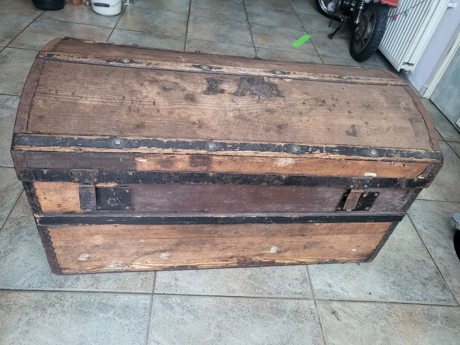 Antieke houten kist/koffer - scheepskist, Ophalen