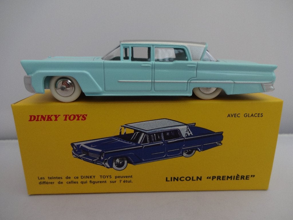 Lincoln "Premiere" licht blauw nr: 532 van Dinky Toys 1:43, Ophalen of Verzenden, Nieuw, Auto, Dinky Toys