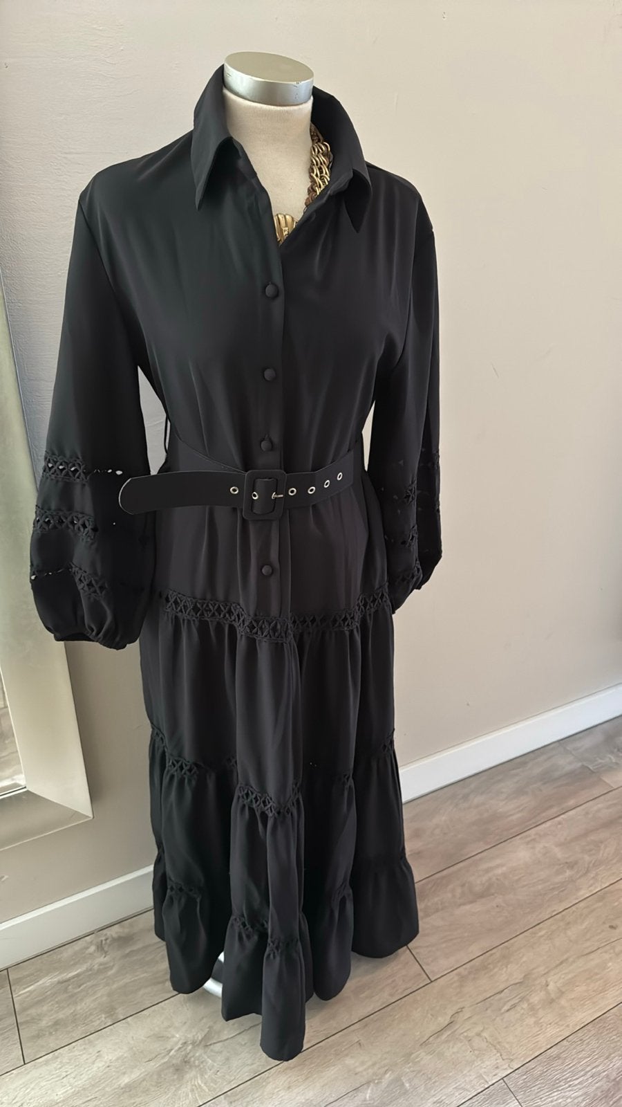 Nieuwe Lange Zwarte Jurk met Riem - ELSA.M by May, Maat 38/40 (M), Zwart, Nieuw, Ophalen of Verzenden