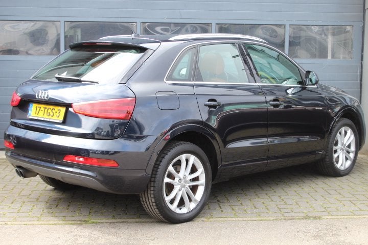 Audi Q3 2.0 TFSI Quattro 211 PK Aut. Pro Line Leder, Pano-Da, Euro 5, Gebruikt, 4 cilinders, Blauw