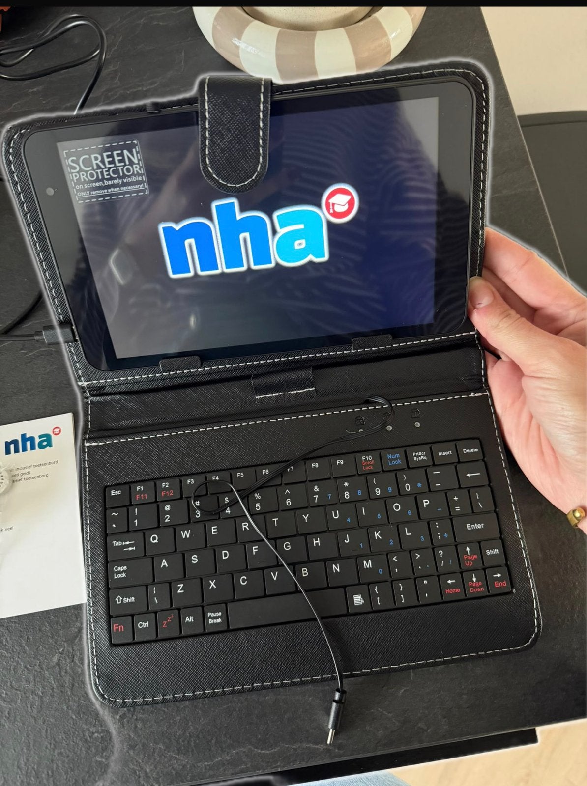 NHA tablet met toetsenbord, 10 inch, Usb-aansluiting, Nieuw, Ophalen of Verzenden