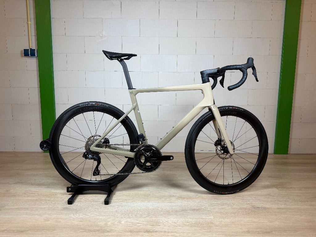 Rose Xlite 04 - 105 Di2 - Newmen Carbon - 57 cm, Overige merken, 28 inch, Carbon, Heren